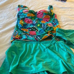 Women’s 3 piece Tankini set/ never worn
